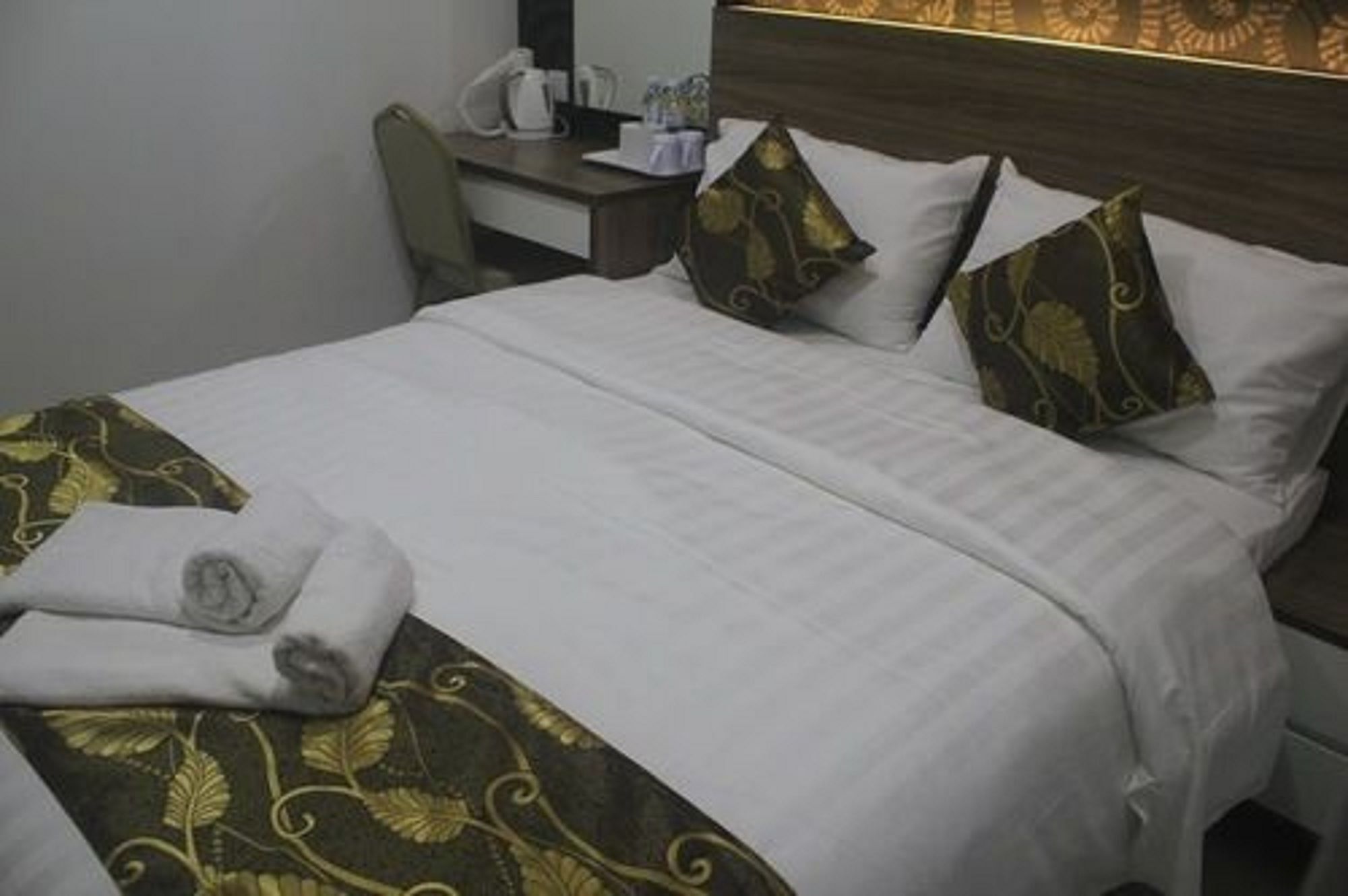 D'Metro Hotel Shah Alam Exterior foto